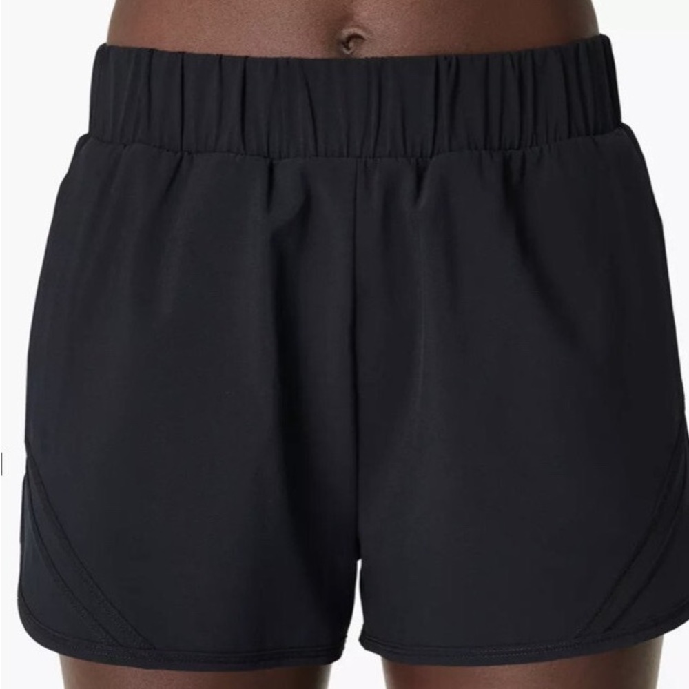 🌈 Colorful Planet • Black Ruffled Top Shorts